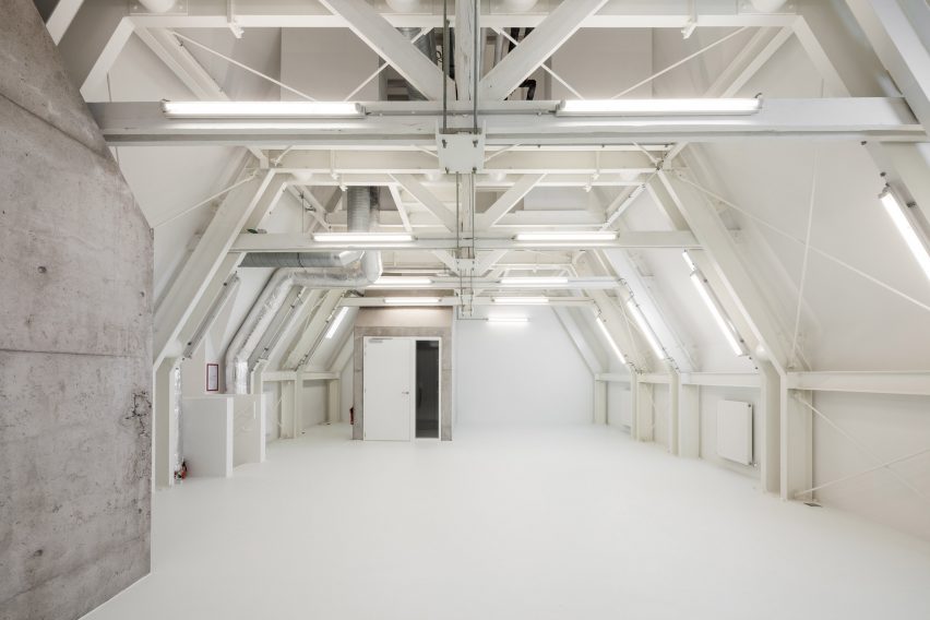 Social Welfare Office by WAW Architects