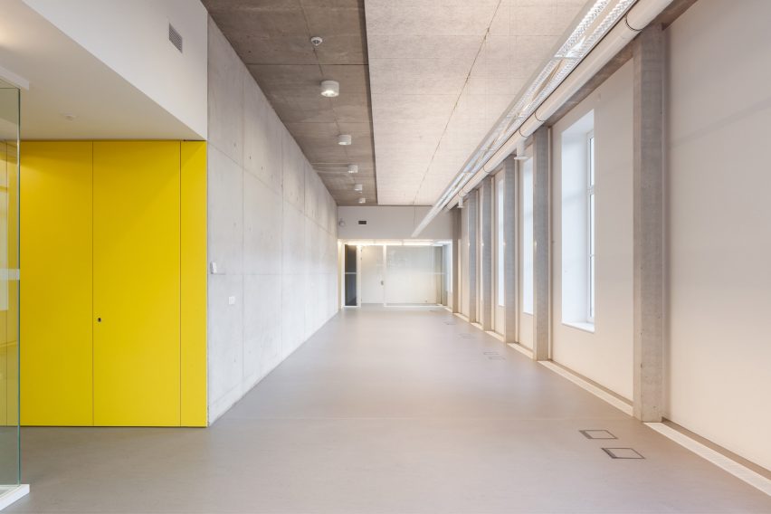 Social Welfare Office by WAW Architects