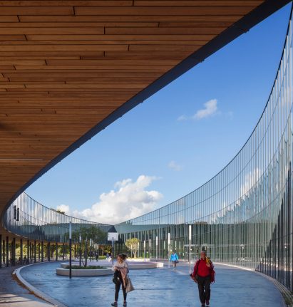 Sportcampus Zuiderpark by FaulknerBrowns