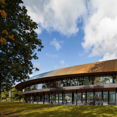 Sportcampus Zuiderpark by FaulknerBrowns