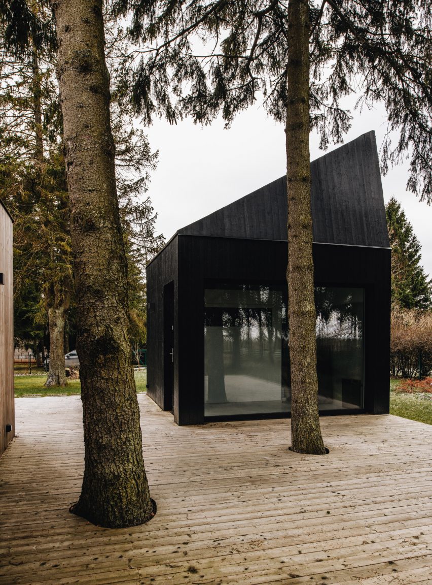 Summerhouse in Muraste by KUU Arhitektid