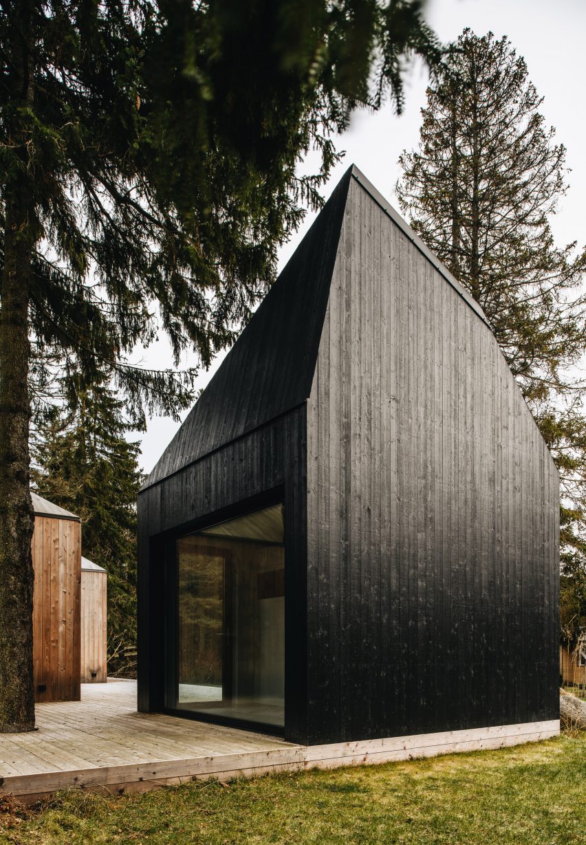 Summerhouse in Muraste by KUU Arhitektid