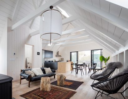 Surf House by T W Ryan Architecture