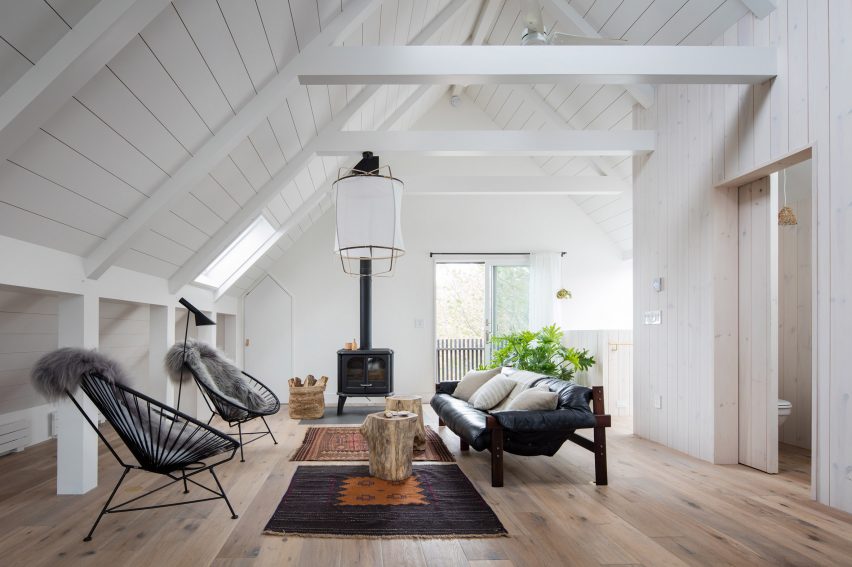 Surf House by T W Ryan Architecture