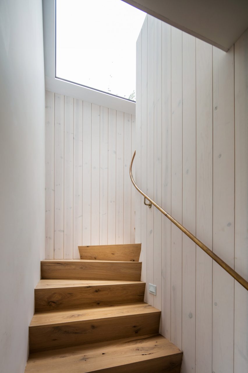 Surf House by T W Ryan Architecture