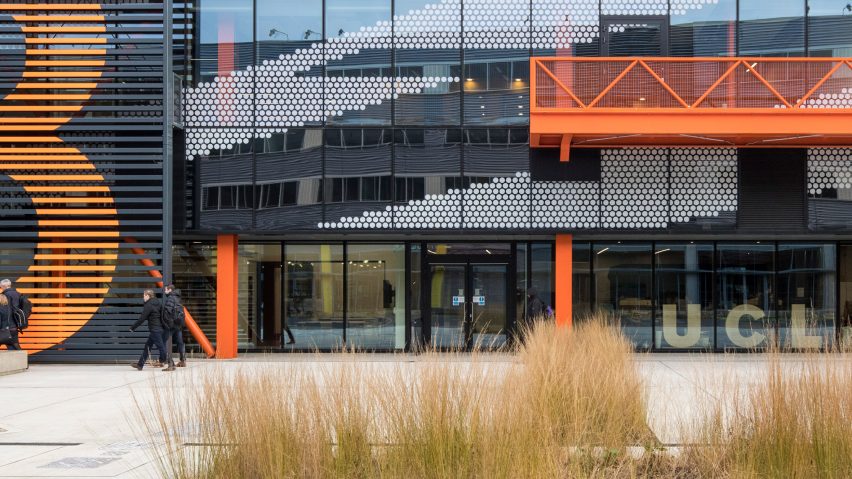 Hawkins\Brown completes robotics lab for The Bartlett at London’s Queen Elizabeth Olympic Park