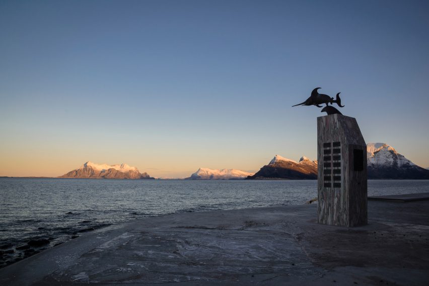 Ureddplassen (Norwegian Scenic Route) by Haugen/Zohar Arkitekter