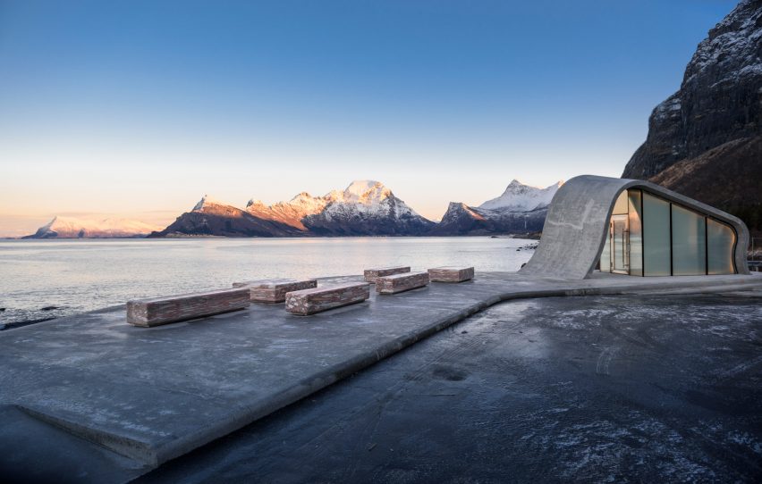 Ureddplassen (Norwegian Scenic Route) by Haugen/Zohar Arkitekter