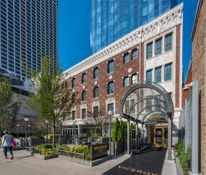 Viceroy Chicago by Goettsch Partners