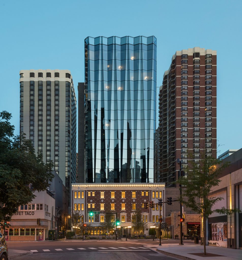 Viceroy Chicago by Goettsch Partners
