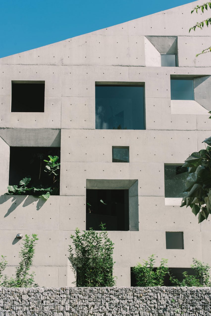Window House by Formzero