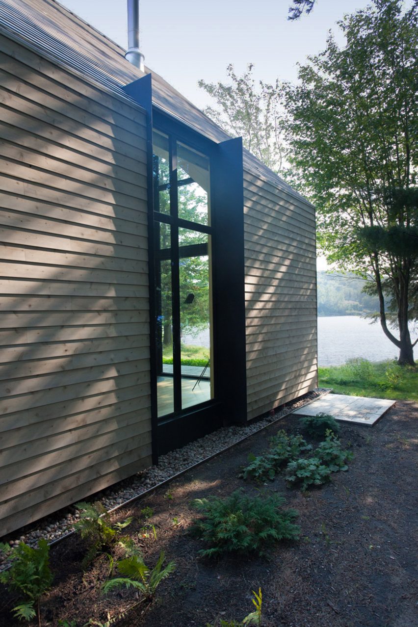 Window on the Lake by Yh2