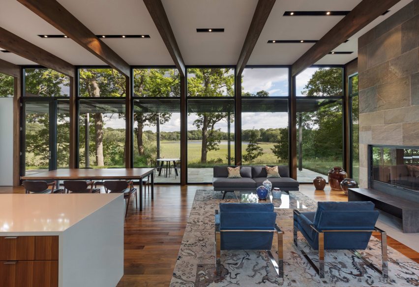 Woodland House by Altus Architecture & Design