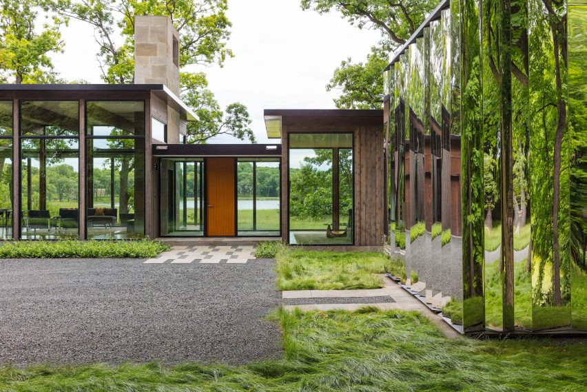 Woodland House by Altus Architecture & Design