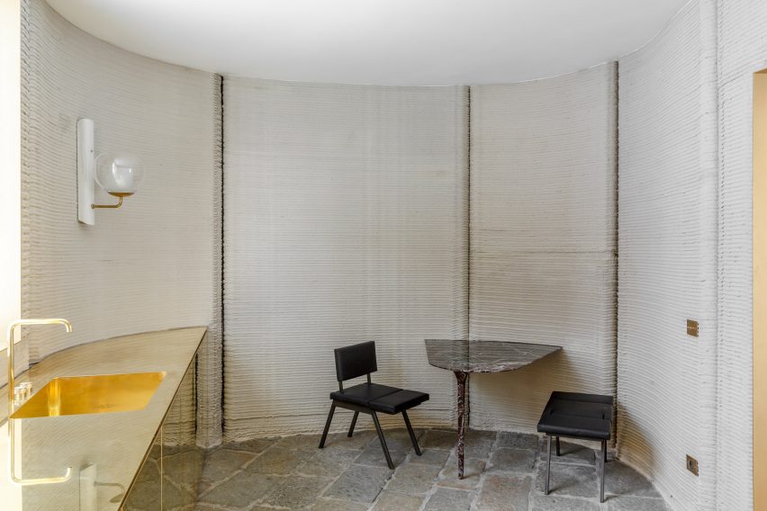 CLS Architetti and Arup use a portable robot to 3D print a house in Milan