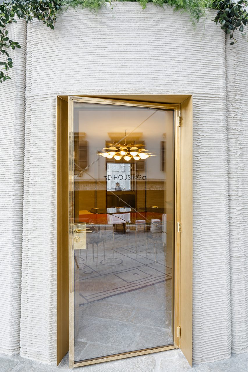 CLS Architetti and Arup use a portable robot to 3D print a house in Milan