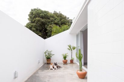 711H House by Bloco Arquitetos