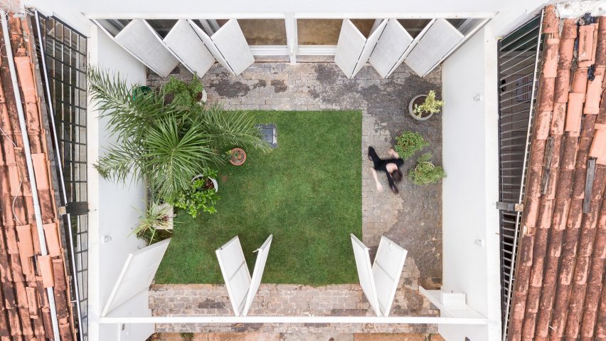 711H House by Bloco Arquitetos