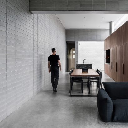 Masonry walls enclose courtyards and living spaces at Ritz&Ghougassian’s Melbourne extension