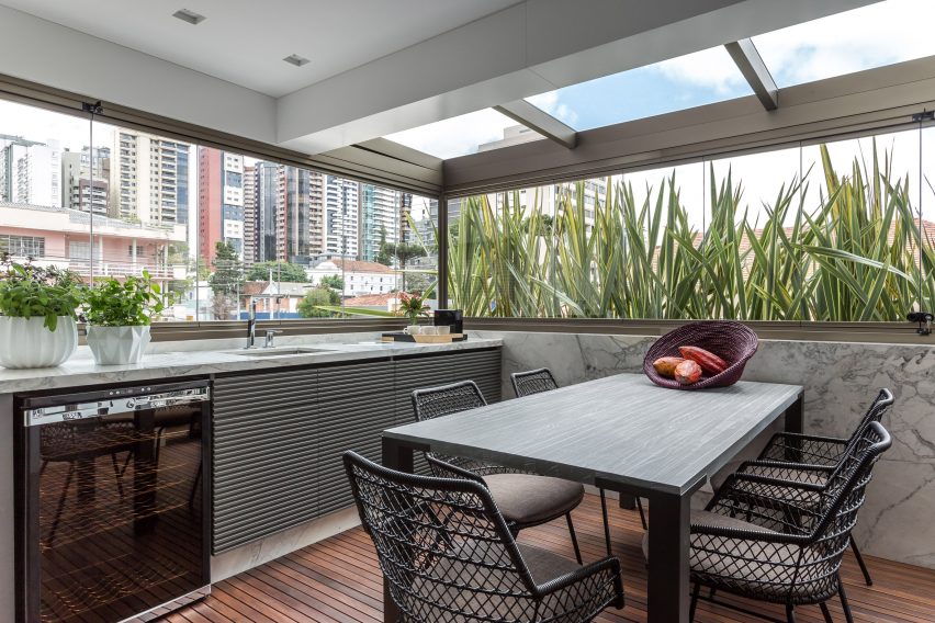 Apartment 207 by BST Arquitetura