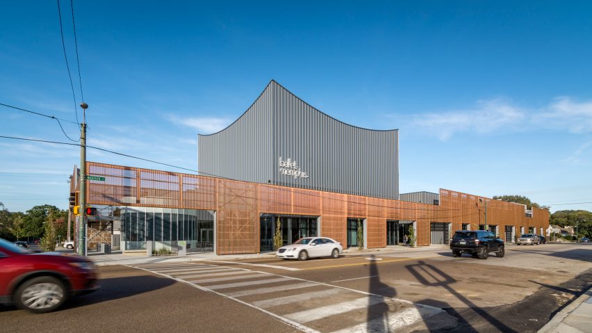 Ballet Memphis by Archimania