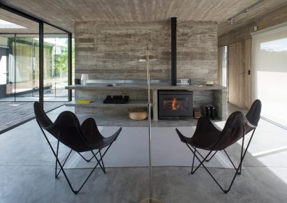 Equestrian House by Luciano Kruk Arquitectos