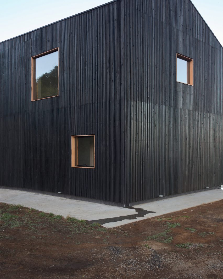 Casa Hualle by Ampuero Yutronic