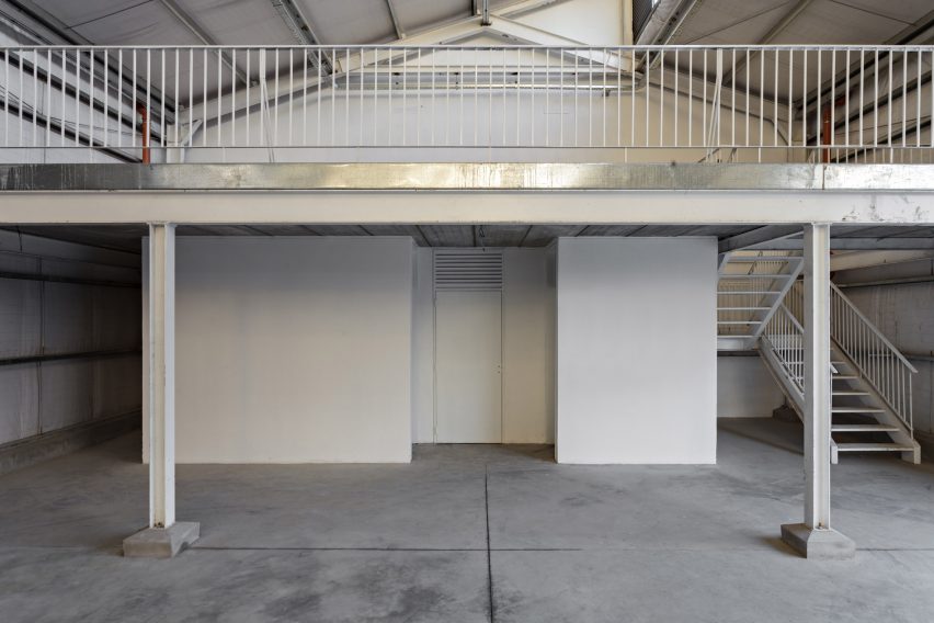 Caseros Depot by Moarqs