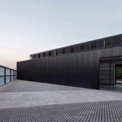 Caseros Depot by Moarqs