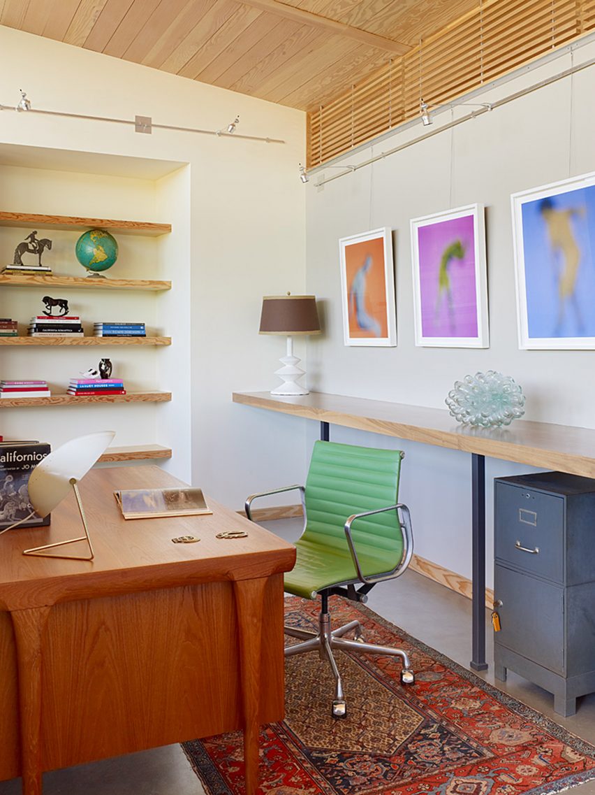 Caterpillar House by Feldman Architecture