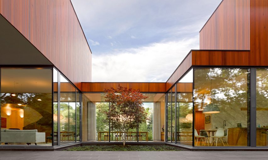 House on Ancaster Creek by Williamson Williamson