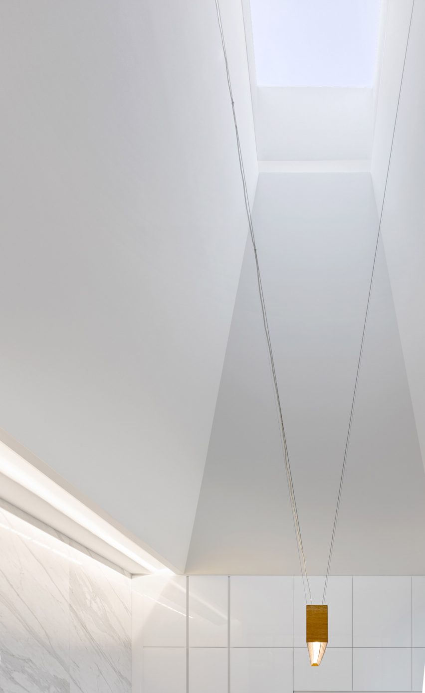 House on Ancaster Creek by Williamson Williamson