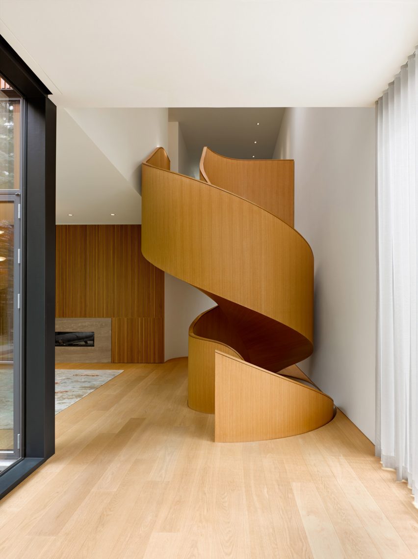 House on Ancaster Creek by Williamson Williamson
