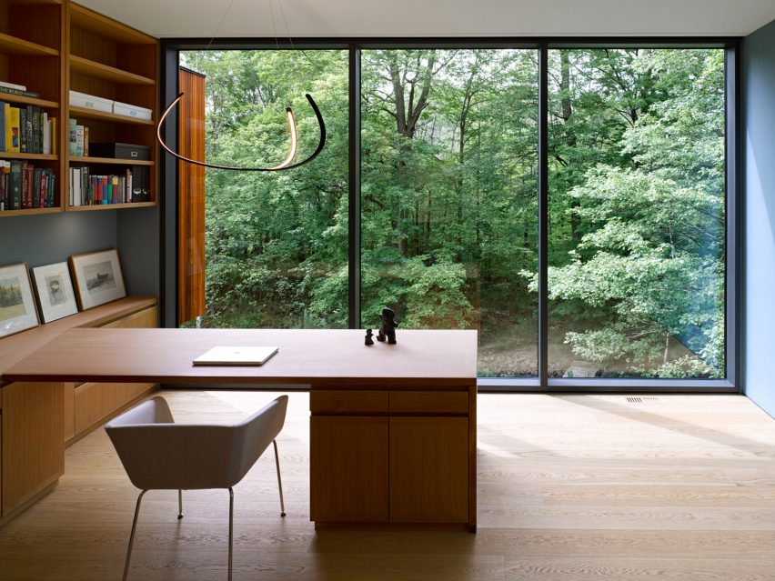 House on Ancaster Creek by Williamson Williamson