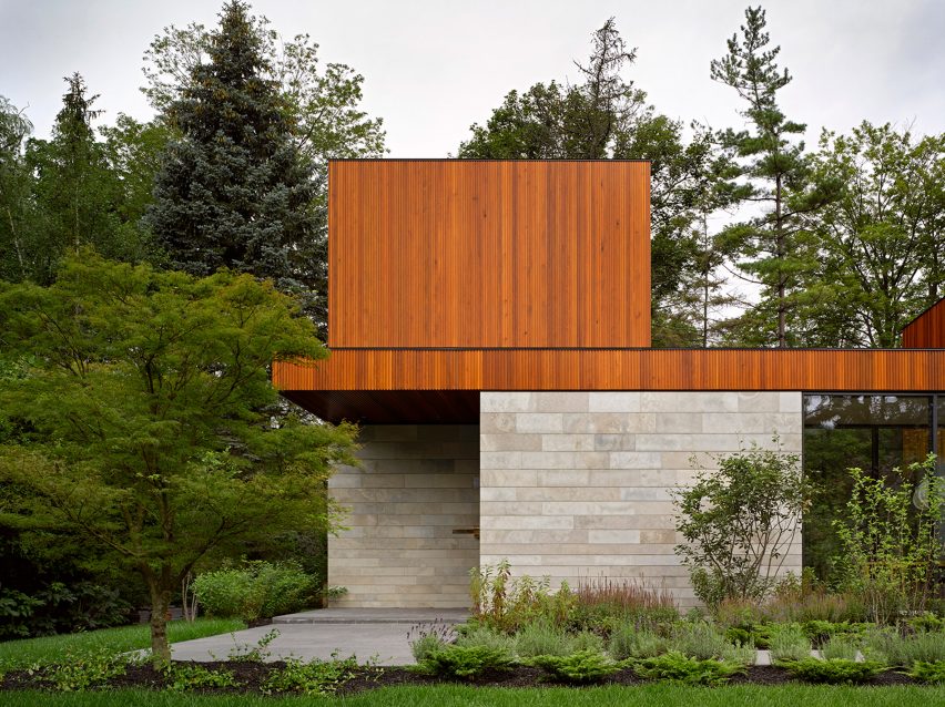House on Ancaster Creek by Williamson Williamson