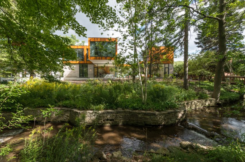 House on Ancaster Creek by Williamson Williamson