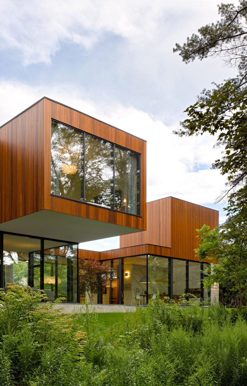 House on Ancaster Creek by Williamson Williamson