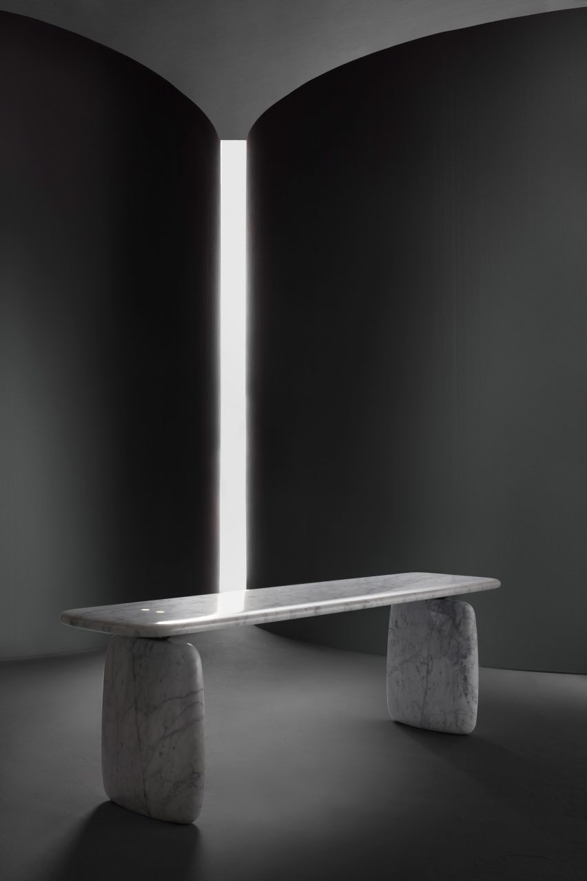 Ini Archibong's debut collection for Sé explores delicacy and strength