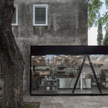 La Linda Bakery by Pedro Livni