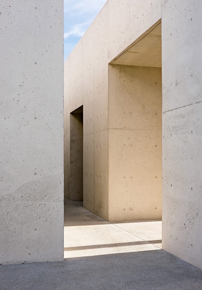 Le Cabanon by Rick Joy