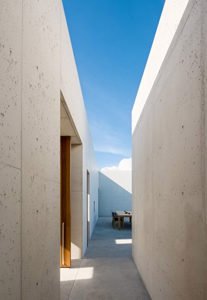 Le Cabanon by Rick Joy
