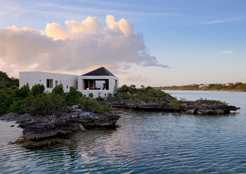 Le Cabanon by Rick Joy