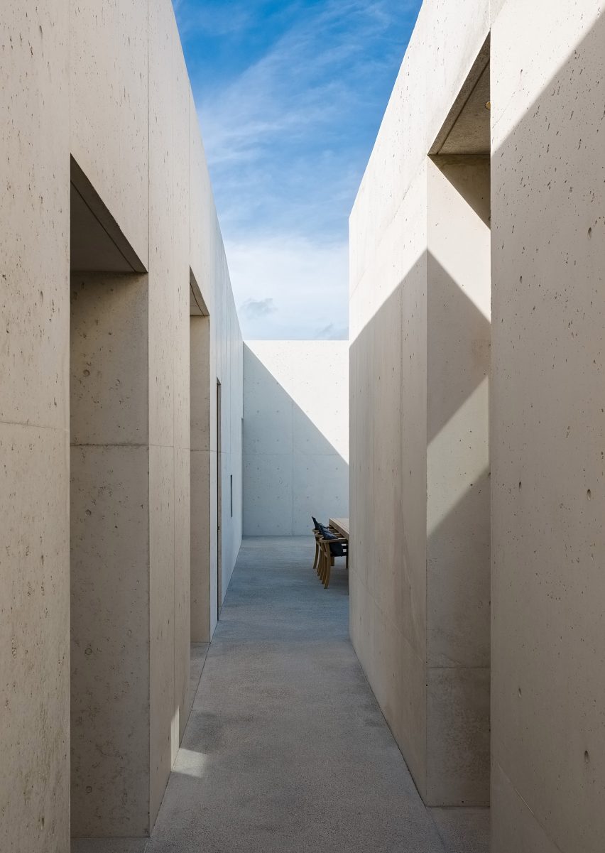 Le Cabanon by Rick Joy