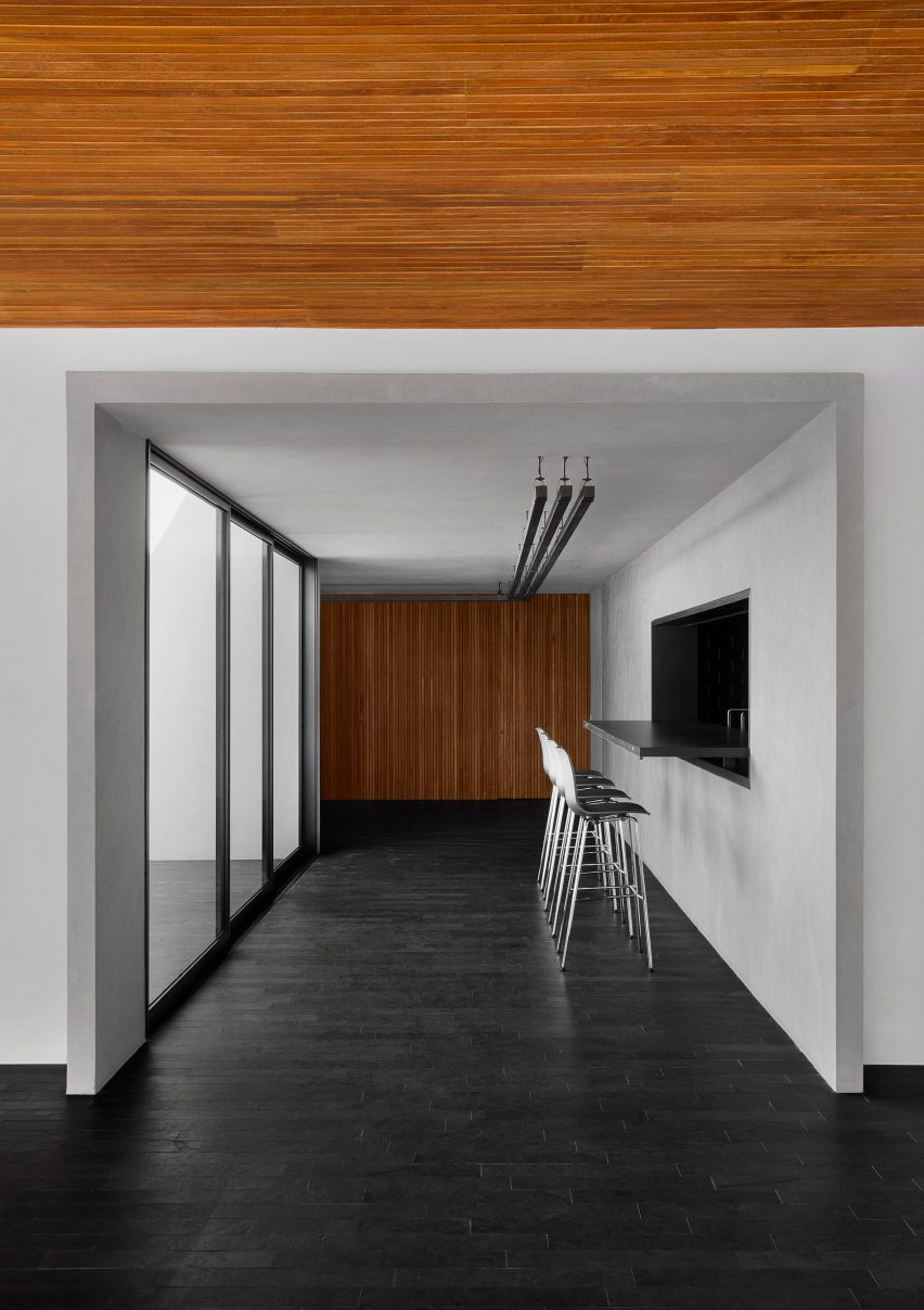MV House by Studio Guilherme Torres