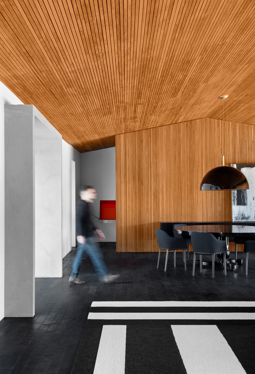 MV House by Studio Guilherme Torres