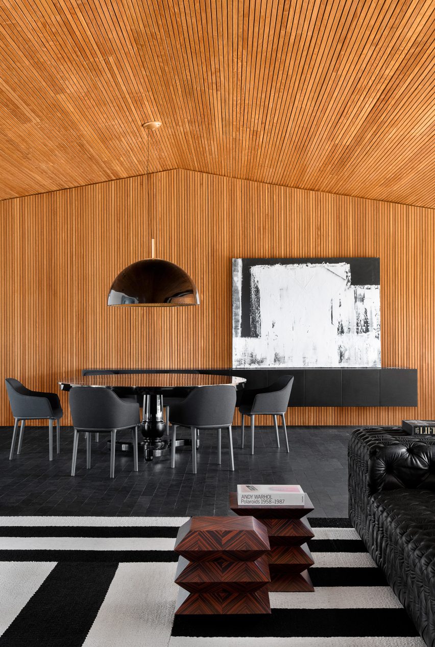 MV House by Studio Guilherme Torres