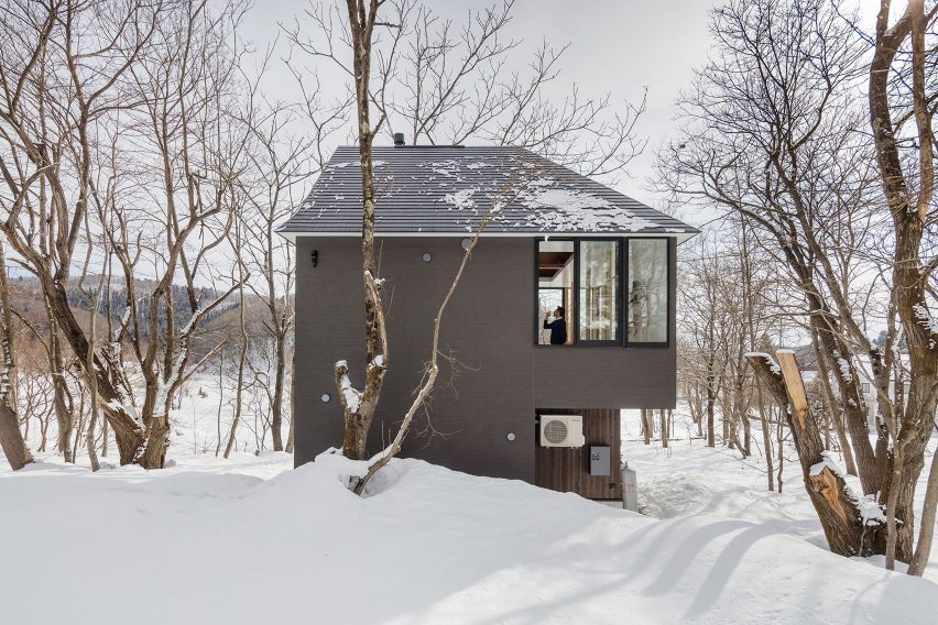 Nojiri-ko Nature Platforms by SUGAWARADAISUKE Architects