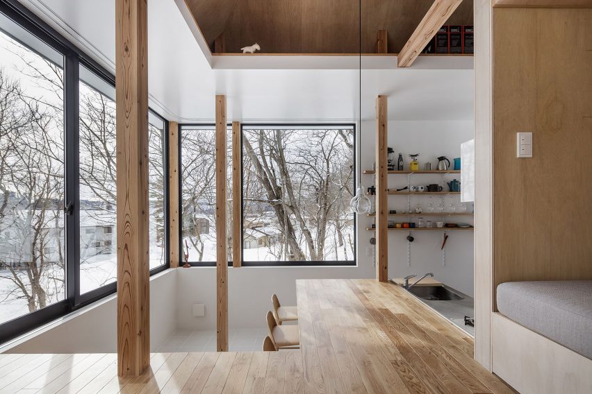 Nojiri-ko Nature Platforms by SUGAWARADAISUKE Architects