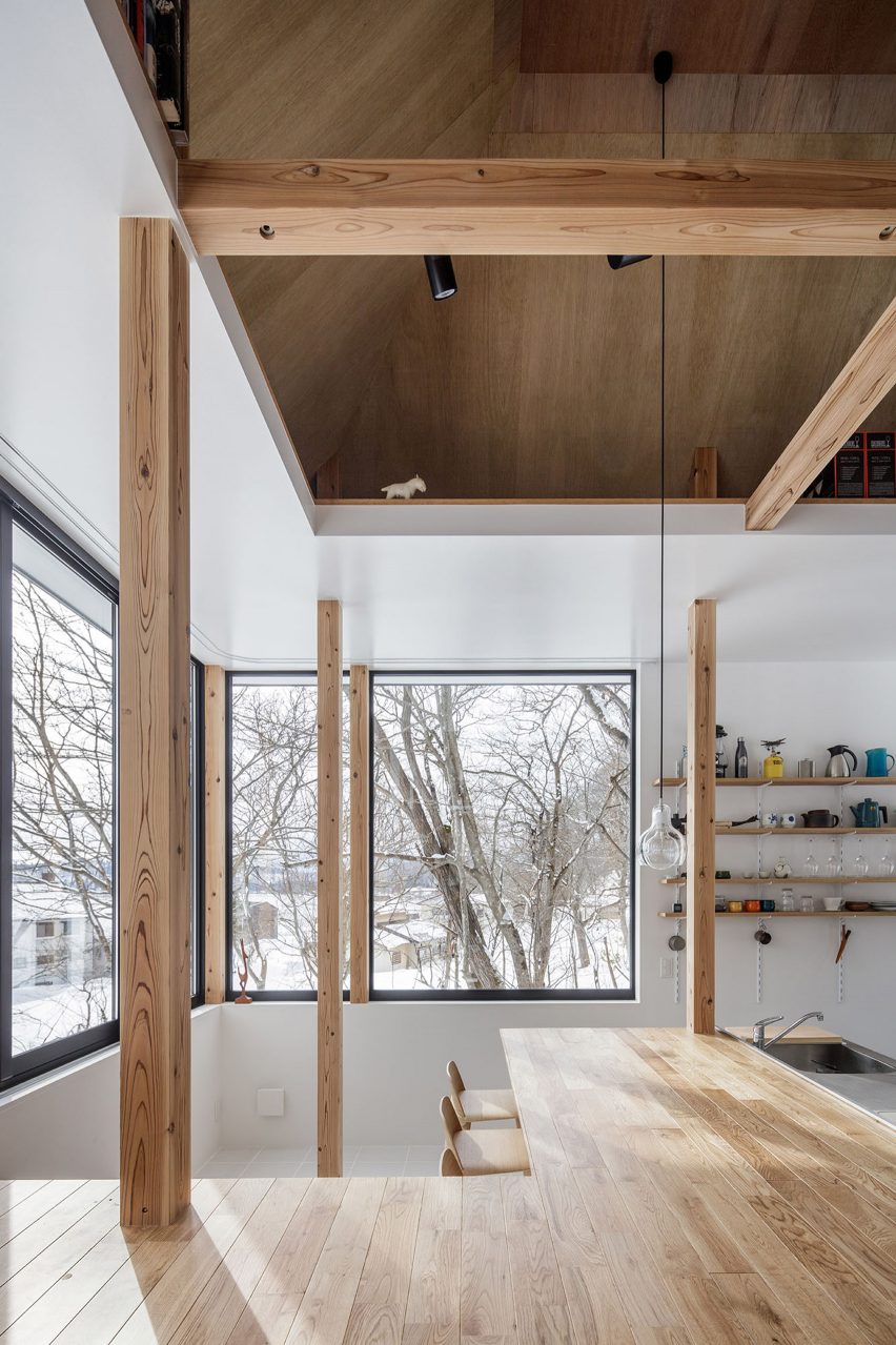 Nojiri-ko Nature Platforms by SUGAWARADAISUKE Architects