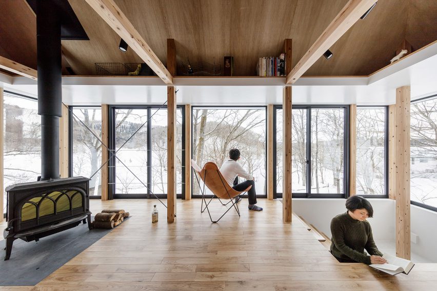 Nojiri-ko Nature Platforms by SUGAWARADAISUKE Architects